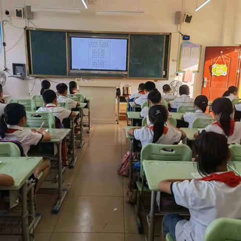 】稚笔书写，妙笔生花——梧州市龙新小学硬笔书法2社团期末汇报