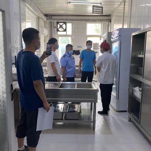 龙凤湖学校安全生产月教育活动（食品安全篇）