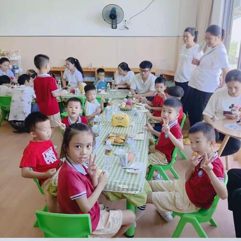 海口市桂林洋中心幼儿园——大四班9月活动小记