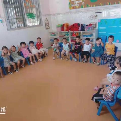 新苗幼儿园小小班开学第一周