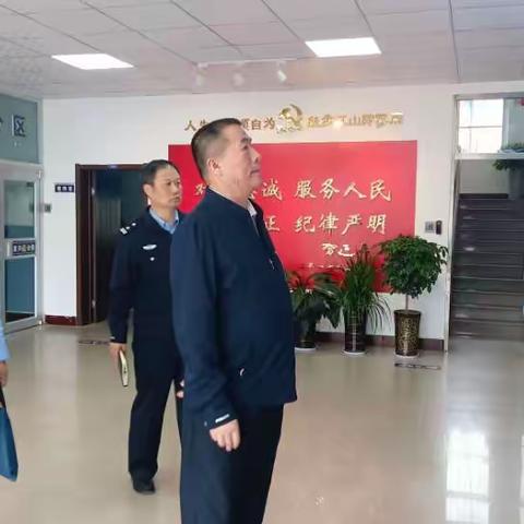 孙保堂同志深入复兴分局调研警务村务一体化改革工作