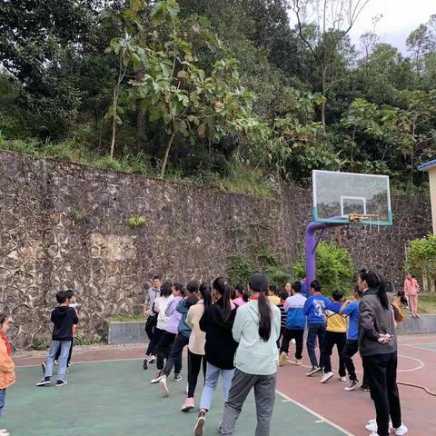 “我运动·我健康·我快乐”——2021年秋季学期竹围小学“学生田径运动会”圆满结束！！！