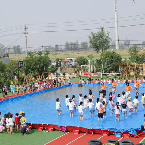 乔集小天使幼儿园“捉泥鳅”活动照片合集