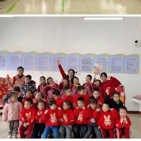 《于春意盎然间，忆二月美好时》中一班二月活动纪实