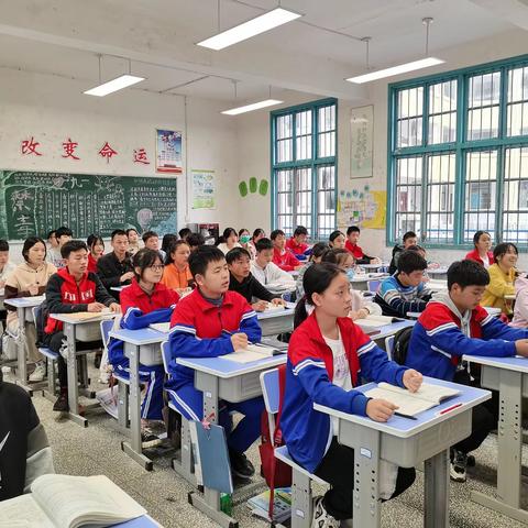 紧扣学情，立足课堂，群研激发学生学习积极性——记龙王江中学主题研修活动