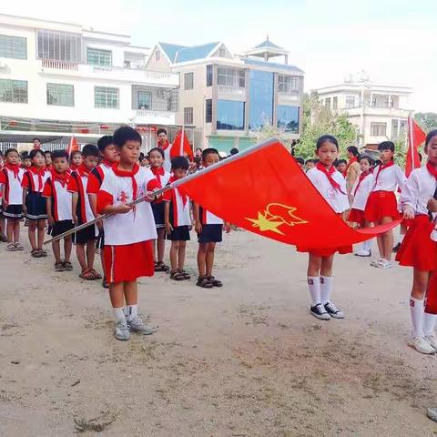 漳浦县白沙小学新生入队仪式