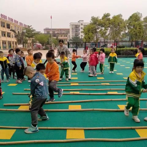 定格瞬间 精彩再现——三里中心幼儿园第10周精彩回顾