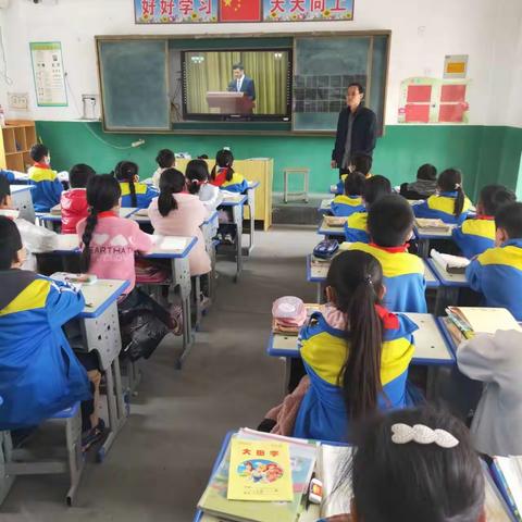 黄堽镇杜庙小学——热烈庆祝中国共青团建团100周年