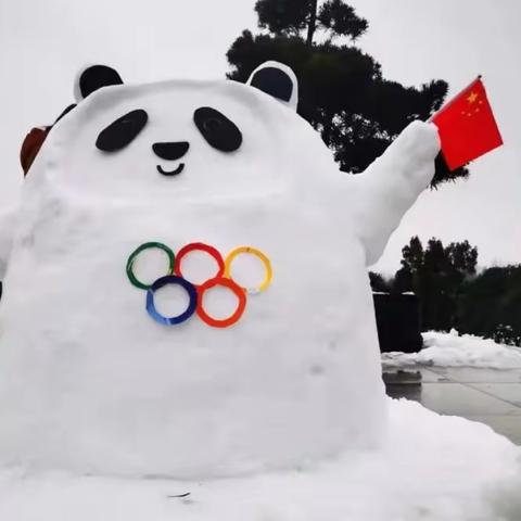 “堆雪人”的一些作品