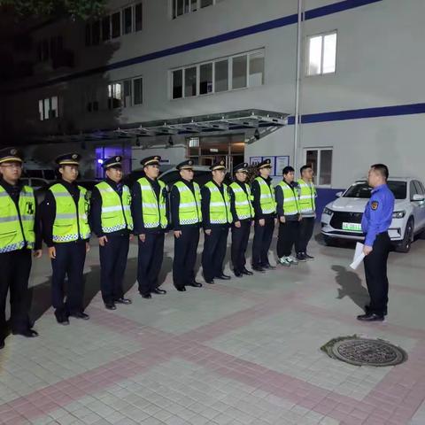 加强夜间督导检查、规范渣土清运秩序