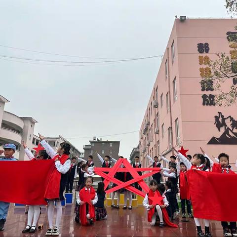 这盛世，如您所愿——四叶草中队🍀经典诵读表演