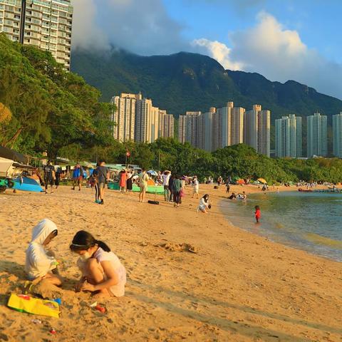 香港马鞍山和乌溪沙迷人的沙滩和落日