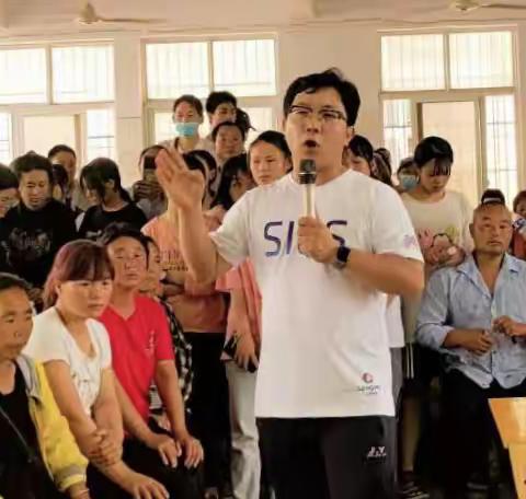 心怀感恩     逐梦启航——安都一中九年级毕业典礼纪实