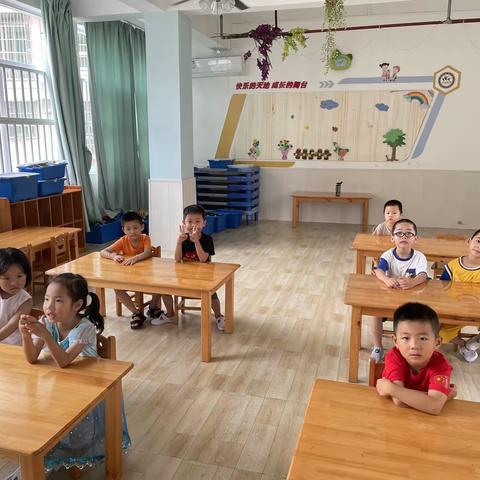 沃尔达幼儿园搭建课：骆驼