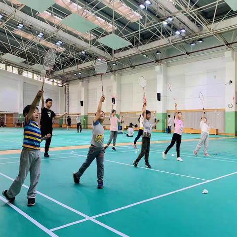 2022年动易健体育暑假羽毛球、网球、中考体育班、体适能班特价团购优惠！包接包送，方便家长!