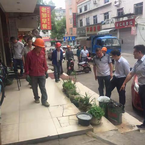 白云街道：联合行动   重拳整治 “六乱”现象