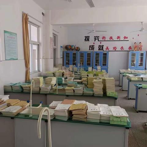 抓落实，教学常规精细化 促改进，教学质量大提升 ﻿——文昌小学校本部常规检