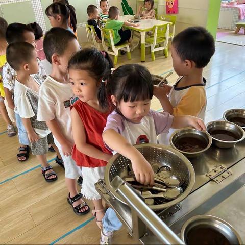 幼儿园里的我