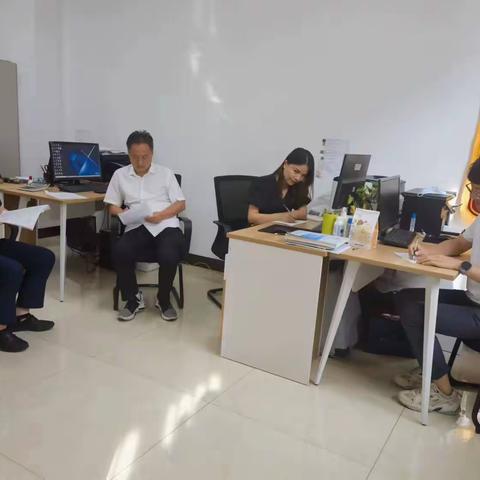 审批一科召开“守初心 担使命”专题培训