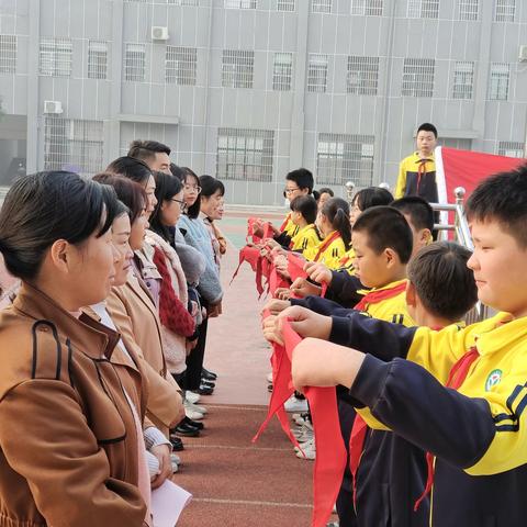 大苏山中心小学——“童心向党、争做新时代好少年”新队员入队仪式