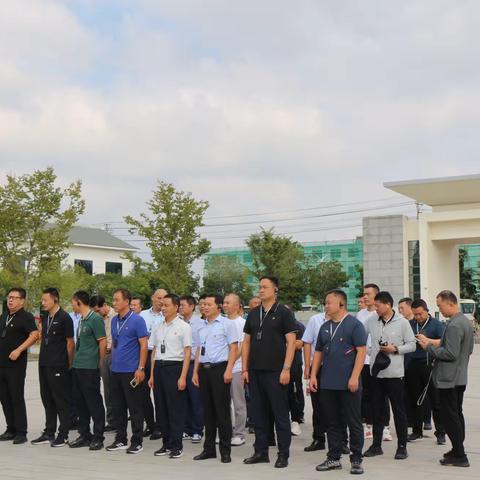 “忆红色峥嵘 延精神长流”