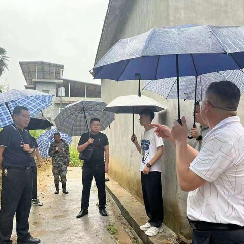 畜牧兽医水产中心挂包范元村防汛减灾