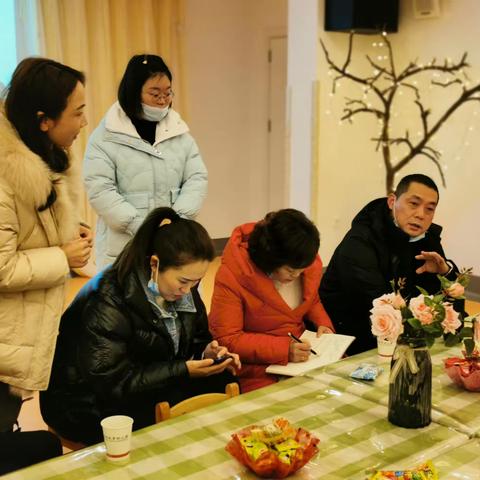 互通有无共探讨  齐心协力同进步