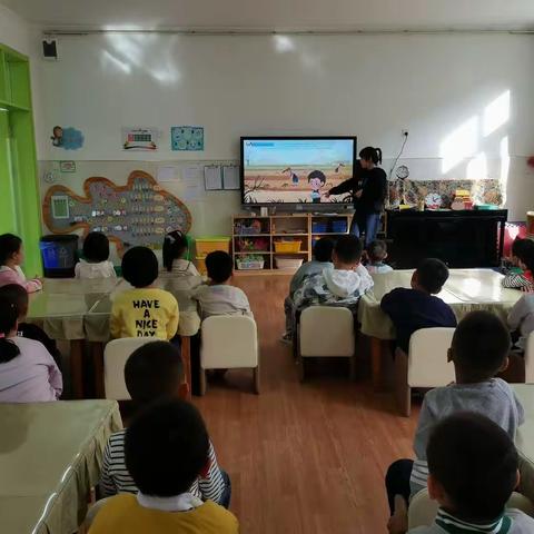 香河县幼儿园大二班世界粮食日活动