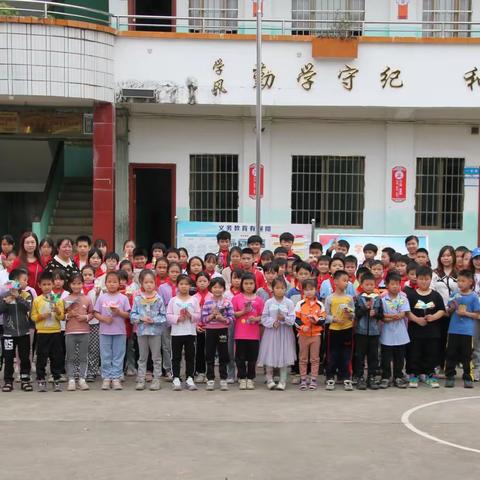 凤凰小学:小小大篷车带来教育优质均衡新希望