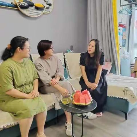 炎炎夏日行，家访暖人心—二十五班开展暑期家访活动