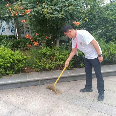 唐尧社区义务清扫活动