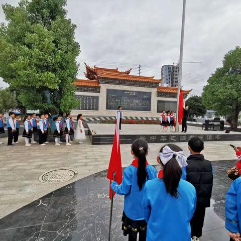 鹿城小学云荫寺校区第四周升旗仪式