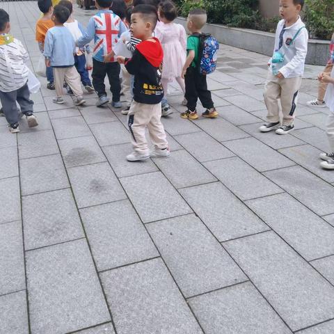 我们去探险吧🏃