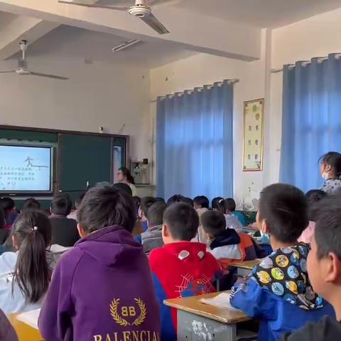 新宁县飞仙桥中心小学开展信息技术2.0线下研修活动