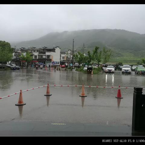 婺源篁岭趁雨游