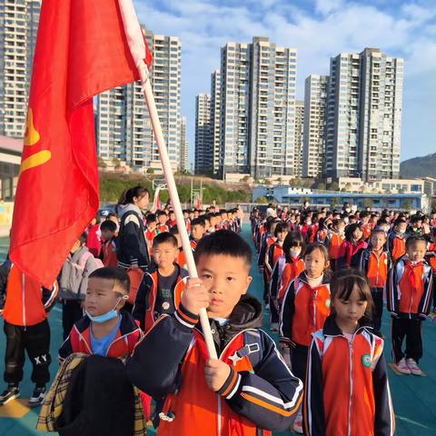 永定区希望小学2204班研学记——在红色之旅上追赶太阳！