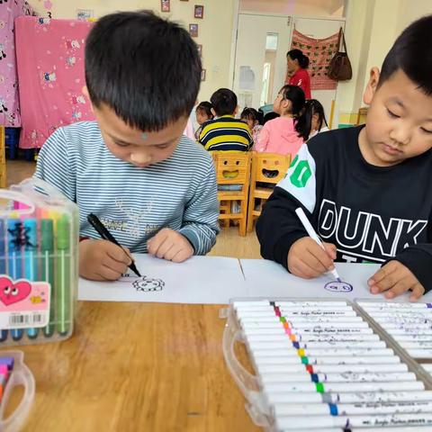 肥城市实验幼儿园西园桃李九班每周一画——动物园里的小可爱