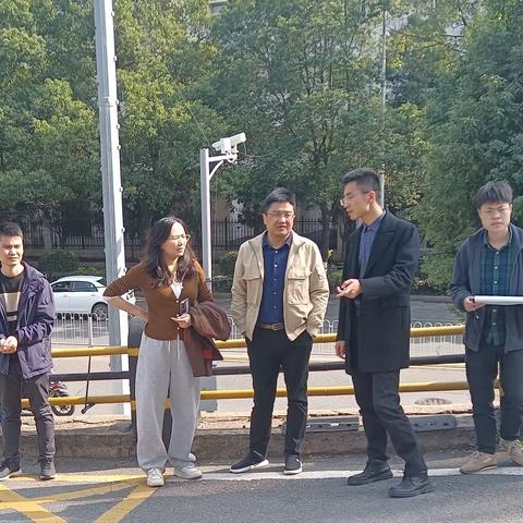 雨花区应急管理局对东塘街道“两会”期间安全生产工作开展督导检查