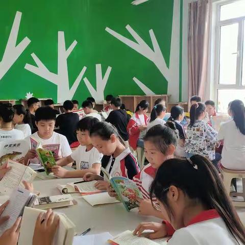 实验小学“书香浸润童心 献礼建党百年”读书节