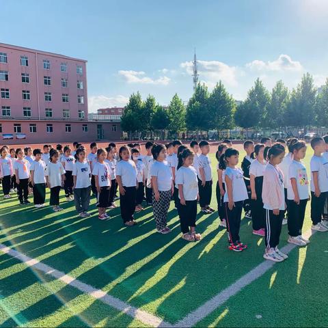 期待更好的自己———铁西小学一年一班成长纪实