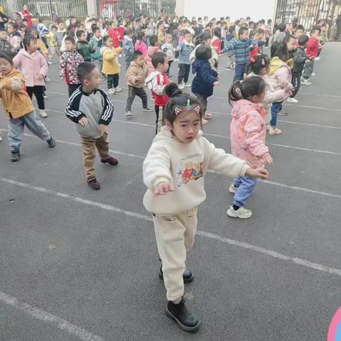 ✨朱李小区幼儿园中一班本周回顾✨