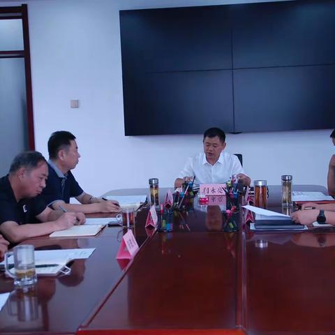 市体育局迅速贯彻落实习近平总书记河北考察、全省领导干部会议精神和市“两会”精神坚决做好重点体育工作