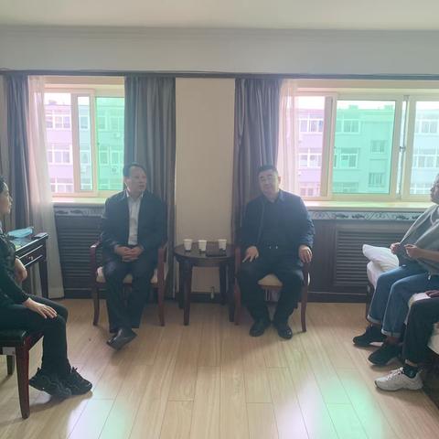 碑林区委政法委书记聂文斌到区驻京工作组驻地看望慰问一线驻京信访干部