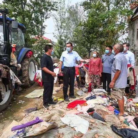 李克强在河南考察并主持召开灾后恢复重建专题会议