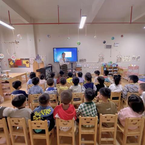 神奇的故事又来了———溆浦县幼儿园二园区中一班家长助教活动