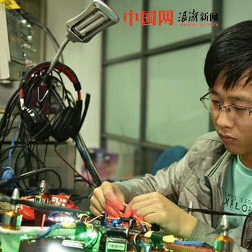 挺起胸膛，有梦想就去追