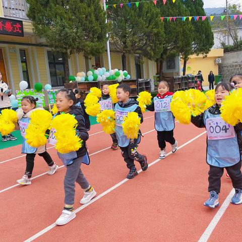 关中坝第一幼儿园大一班学期瞬间