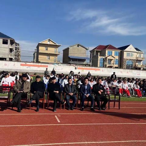 学好百年党史 传承红色基因——都昌县关工委报告团到芗溪中学开展主题报告会