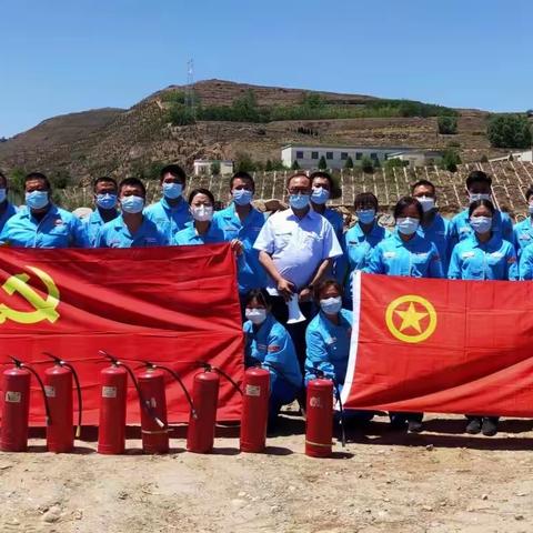 “党建带团建 老将带新兵”﻿临夏分公司康和片区组织新员工进行灭火实战演练