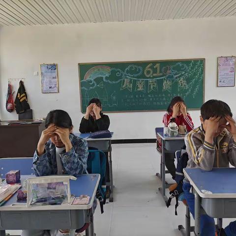 保护“心灵的窗户”——眼保健操